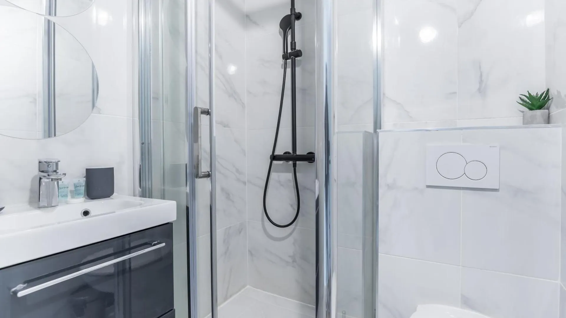 Home Suite Home Grands Boulevards 41 Paris